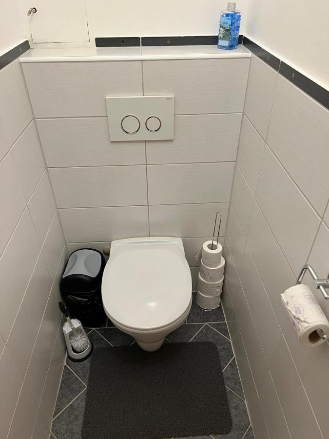 Sehr Gemutliche Wohnung Baden Luaran gambar